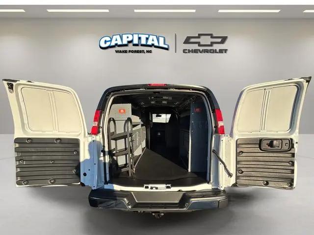 2025 Chevrolet Express Cargo Van RWD 2500 Regular Wheelbase WT