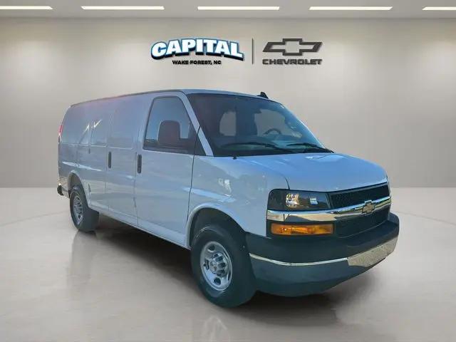 2025 Chevrolet Express Cargo Van RWD 2500 Regular Wheelbase WT