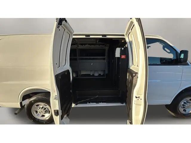 2025 Chevrolet Express Cargo Van RWD 2500 Regular Wheelbase WT