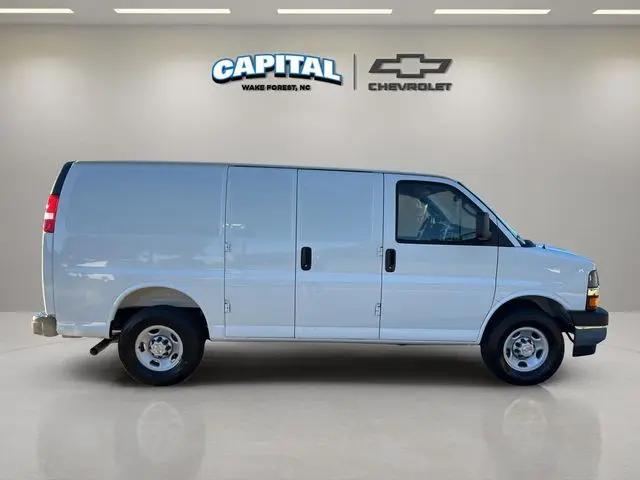 2025 Chevrolet Express Cargo Van RWD 2500 Regular Wheelbase WT