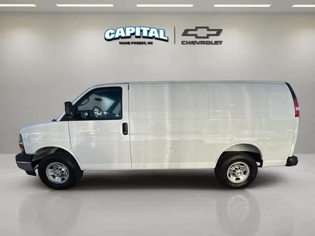 2025 Chevrolet Express Cargo Van RWD 2500 Regular Wheelbase WT
