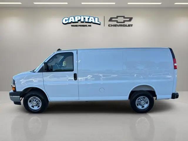 2025 Chevrolet Express Cargo Van RWD 2500 Regular Wheelbase WT