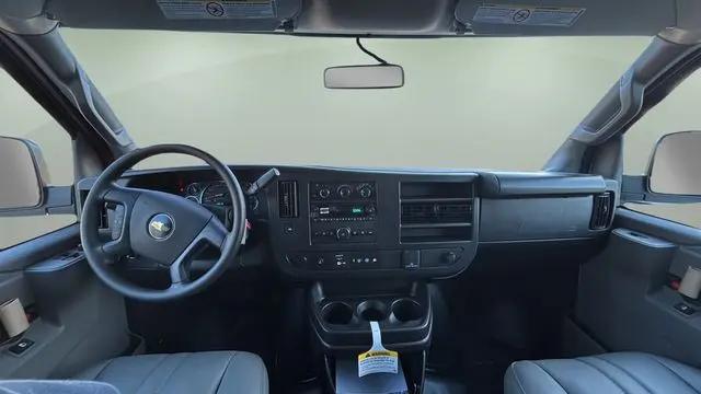 2025 Chevrolet Express Cargo Van RWD 2500 Regular Wheelbase WT