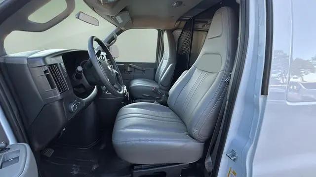 2025 Chevrolet Express Cargo Van RWD 2500 Regular Wheelbase WT