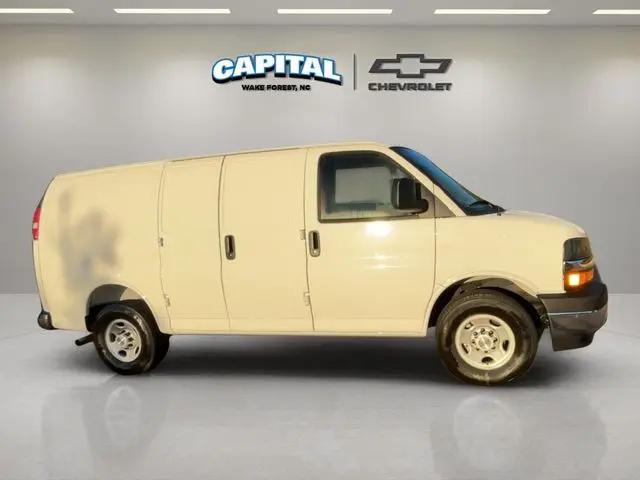 2025 Chevrolet Express Cargo Van RWD 2500 Regular Wheelbase WT