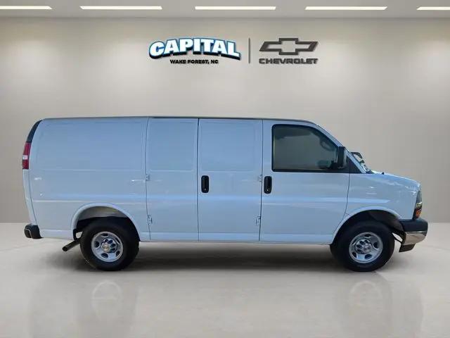 2025 Chevrolet Express Cargo Van RWD 2500 Regular Wheelbase WT