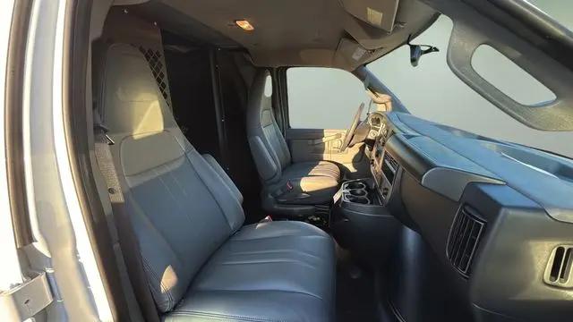 2025 Chevrolet Express Cargo Van RWD 2500 Regular Wheelbase WT