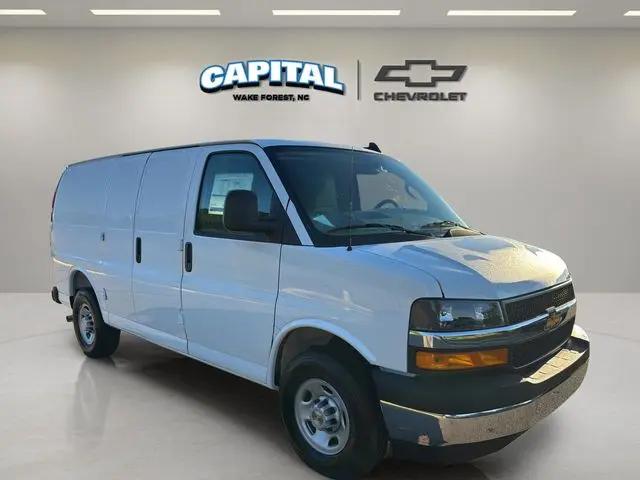 2025 Chevrolet Express Cargo Van RWD 2500 Regular Wheelbase WT