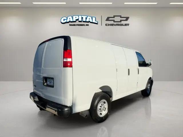 2025 Chevrolet Express Cargo Van RWD 2500 Regular Wheelbase WT