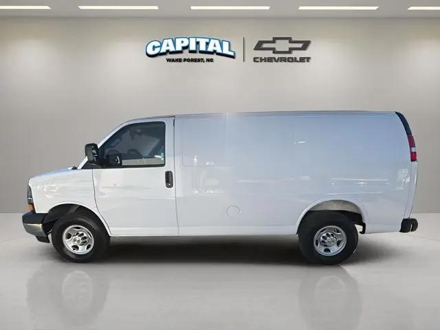 2025 Chevrolet Express Cargo Van RWD 2500 Regular Wheelbase WT