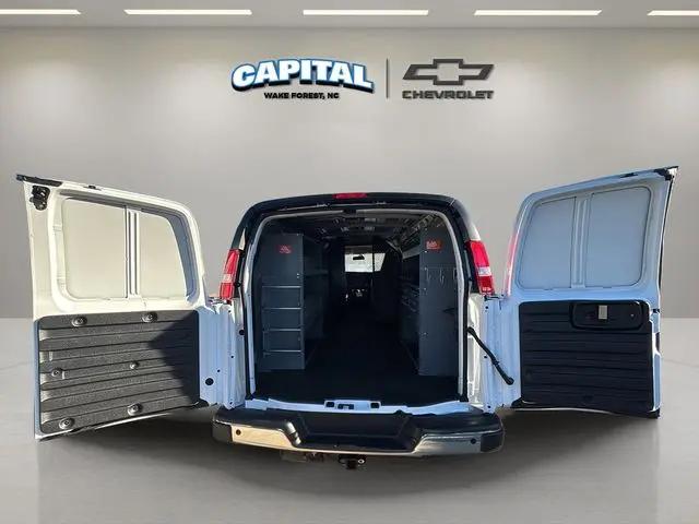 2025 Chevrolet Express Cargo Van RWD 2500 Regular Wheelbase WT