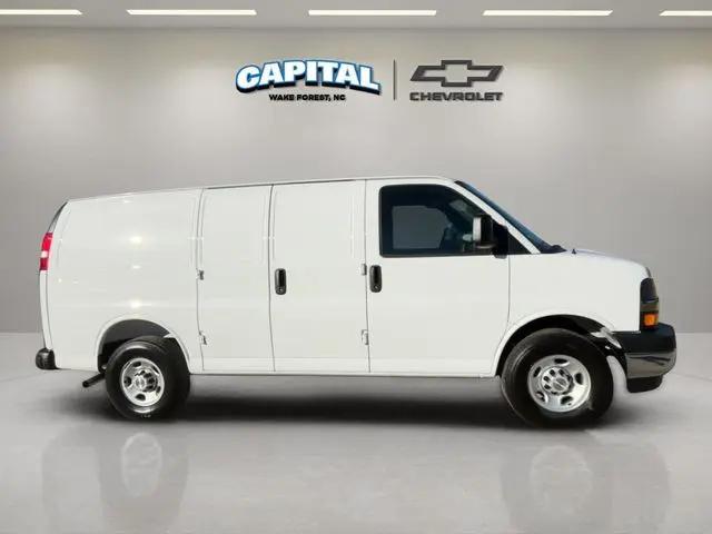 2025 Chevrolet Express Cargo Van RWD 2500 Regular Wheelbase WT
