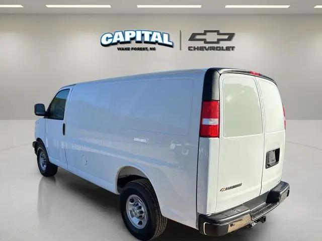 2025 Chevrolet Express Cargo Van RWD 2500 Regular Wheelbase WT