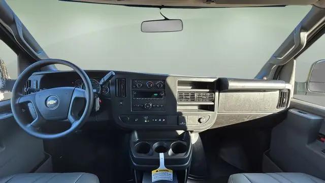2025 Chevrolet Express Cargo Van RWD 2500 Regular Wheelbase WT