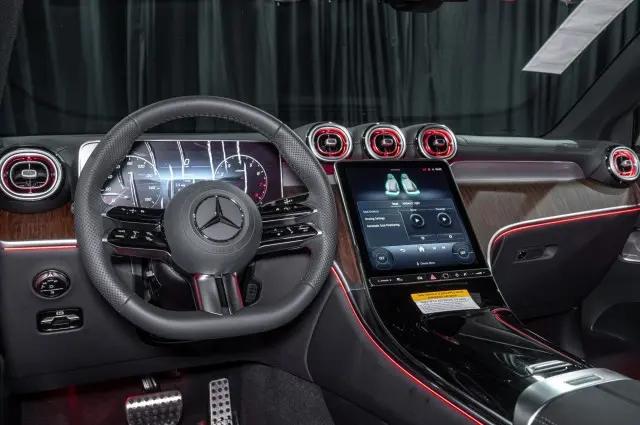2026 Mercedes-Benz GLC 4MATIC Coupe