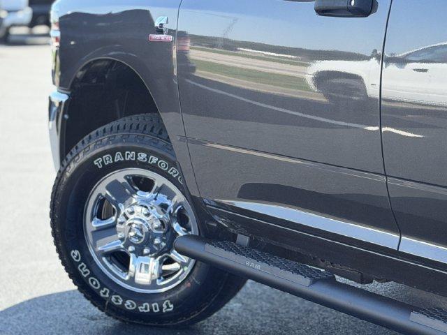 2026 Ram 2500 Tradesman Crew Cab 4x4 64 Box