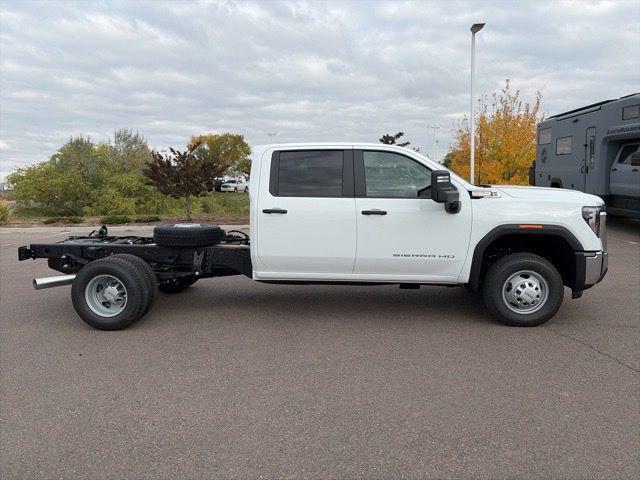 2026 GMC Sierra 3500HD CC Pro