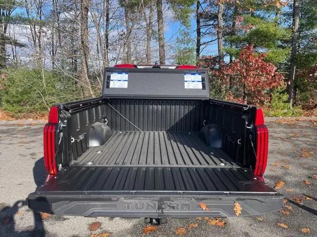 2026 Toyota Tundra SR5 CrewMax 5.5' Bed