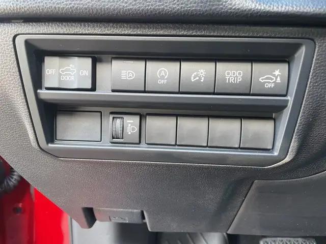2026 Toyota Tundra SR5 CrewMax 5.5' Bed