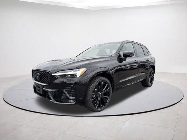 2026 Volvo XC60 B5 Ultra Black Edition