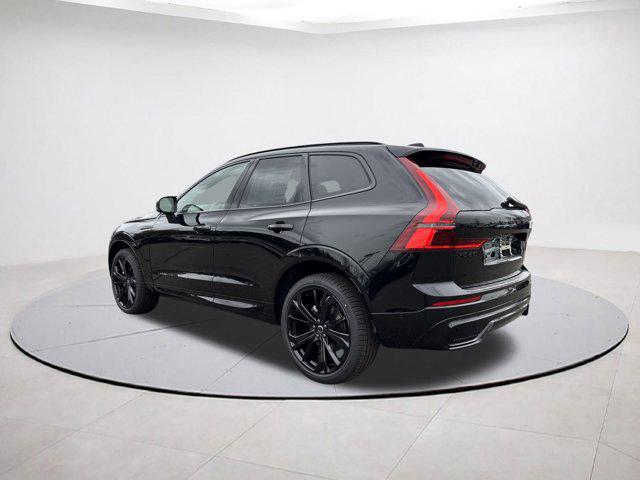 2026 Volvo XC60 B5 Ultra Black Edition