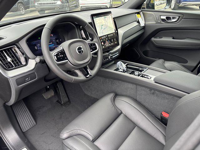 2026 Volvo XC60 B5 Ultra Black Edition