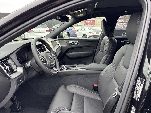 2026 Volvo XC60 B5 Ultra Black Edition