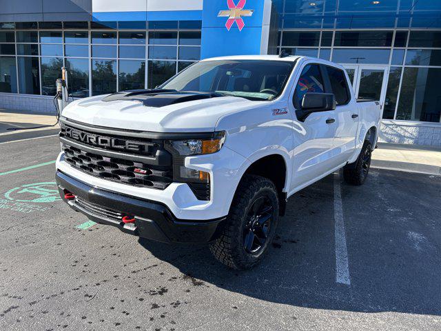 2026 Chevrolet Silverado 1500 4WD Crew Cab Short Bed Custom Trail Boss