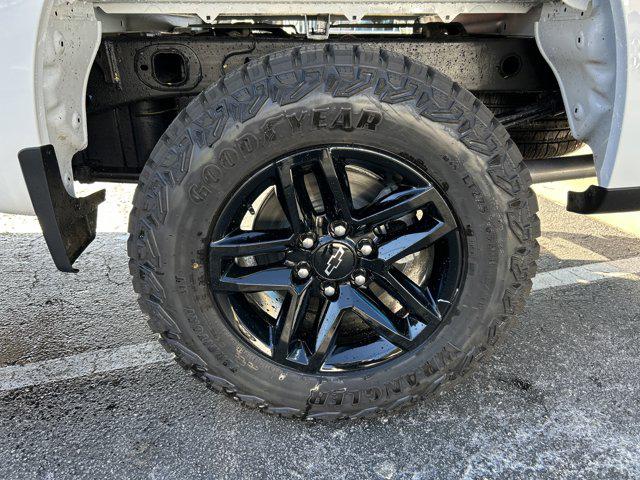 2026 Chevrolet Silverado 1500 4WD Crew Cab Short Bed Custom Trail Boss