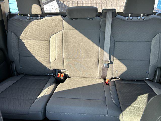 2026 Chevrolet Silverado 1500 4WD Crew Cab Short Bed Custom Trail Boss