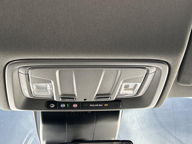 2026 Chevrolet Silverado 1500 4WD Crew Cab Short Bed Custom Trail Boss