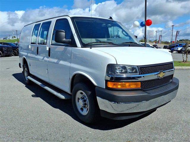 2023 Chevrolet Express Cargo RWD 2500 Regular Wheelbase WT