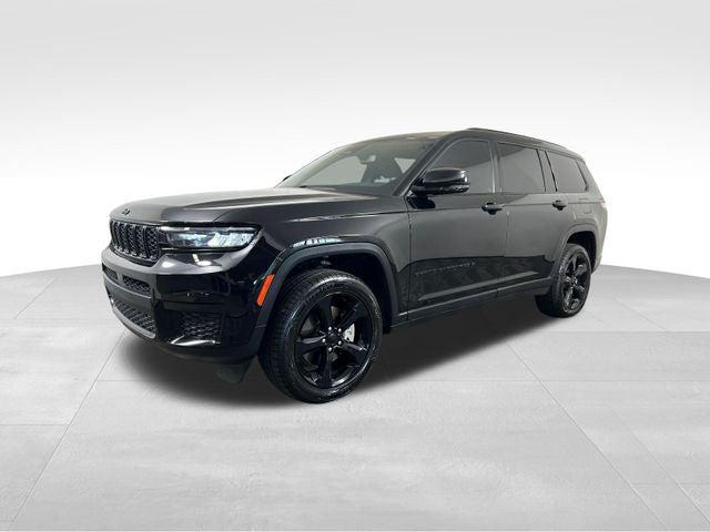 2022 Jeep Grand Cherokee L Altitude 4x4 2022 Jeep Grand Cherokee L Altitude 4x4