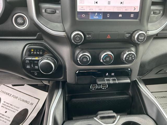 2022 Ram 1500 Big Horn Crew Cab 4x4 5'7" Box