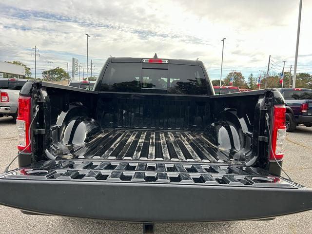 2022 Ram 1500 Big Horn Crew Cab 4x4 5'7" Box
