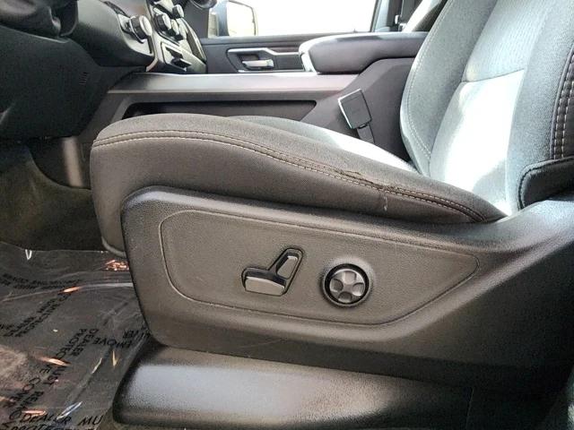 2020 RAM 1500 Big Horn Quad Cab 4x4 64 Box 2020 RAM 1500 Big Horn Quad Cab 4x4 64 Box