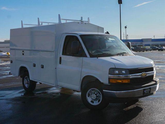 2025 Chevrolet Express Cutaway Work Van
