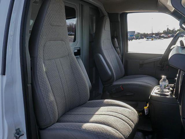 2025 Chevrolet Express Cutaway Work Van
