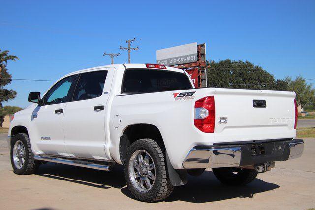 2016 Toyota Tundra SR5 5.7L V8