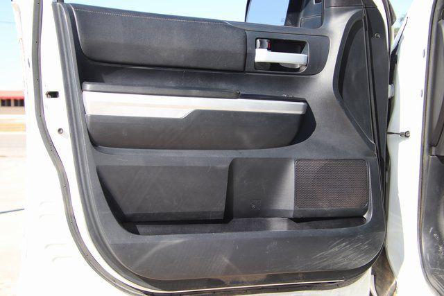 2016 Toyota Tundra SR5 5.7L V8