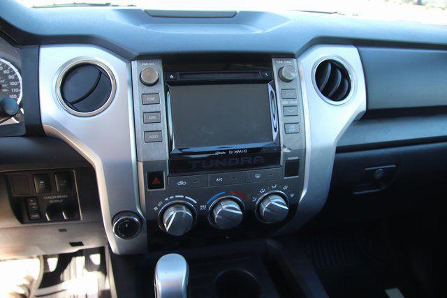 2016 Toyota Tundra SR5 5.7L V8