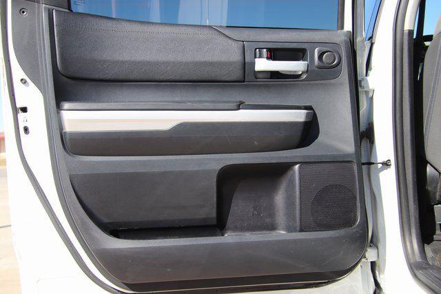 2016 Toyota Tundra SR5 5.7L V8