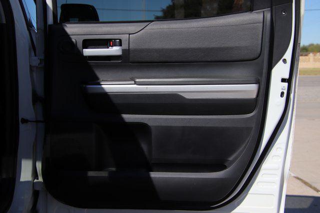 2016 Toyota Tundra SR5 5.7L V8