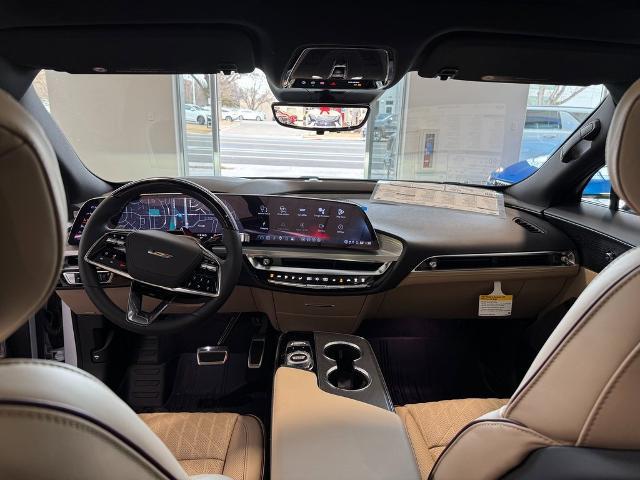 2026 Cadillac iQ V-Series w/1SM
