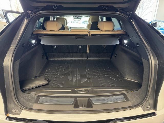 2026 Cadillac iQ V-Series w/1SM