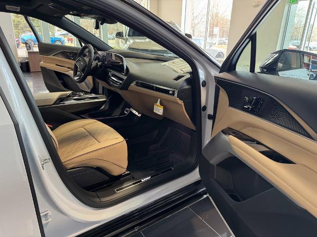 2026 Cadillac iQ V-Series w/1SM