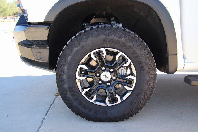 2025 Chevrolet Silverado 1500 4WD Crew Cab Short Bed ZR2