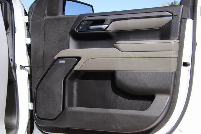 2025 Chevrolet Silverado 1500 4WD Crew Cab Short Bed ZR2