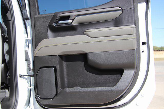 2025 Chevrolet Silverado 1500 4WD Crew Cab Short Bed ZR2