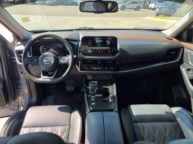 2023 Nissan Rogue Platinum FWD